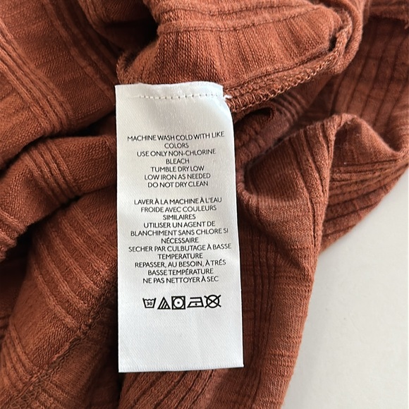 Pilcro Ribbed Tank - Picture 7 of 7